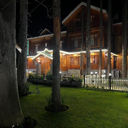 Shaw Inn By Stay Pattern Gulmarg Esterno foto