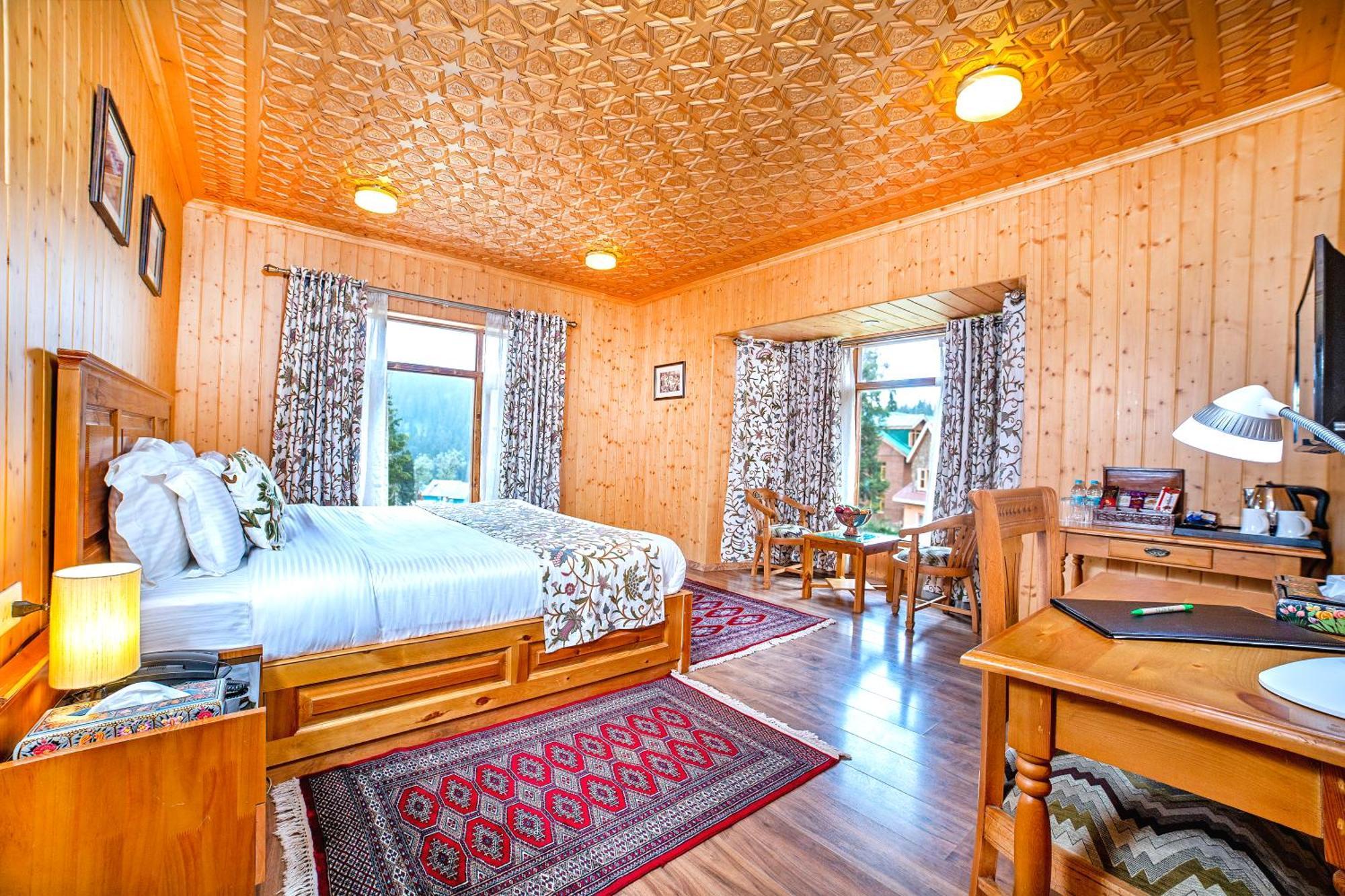 Shaw Inn By Stay Pattern Gulmarg Esterno foto