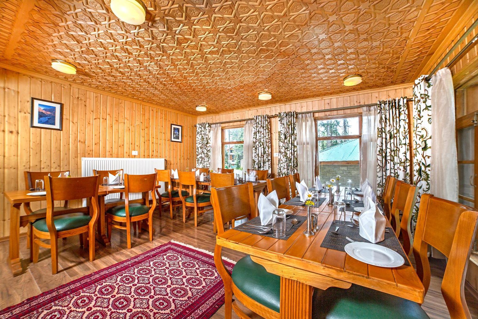 Shaw Inn By Stay Pattern Gulmarg Esterno foto