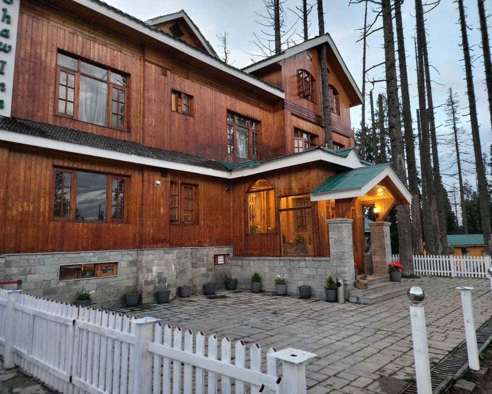 Shaw Inn By Stay Pattern Gulmarg Esterno foto