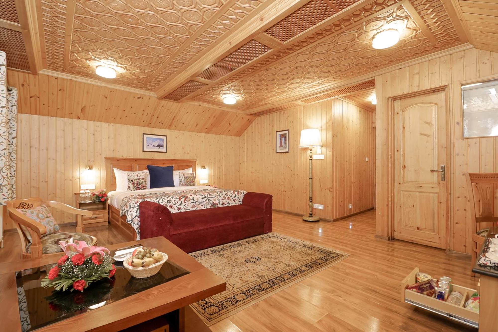 Shaw Inn By Stay Pattern Gulmarg Esterno foto
